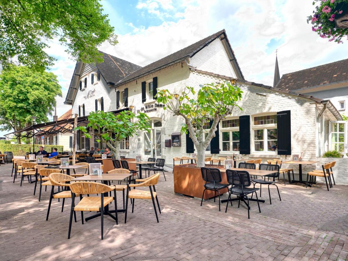 In De Witte Dame Hotel Bar Kitchen Apartments Grubbenvorst エクステリア 写真