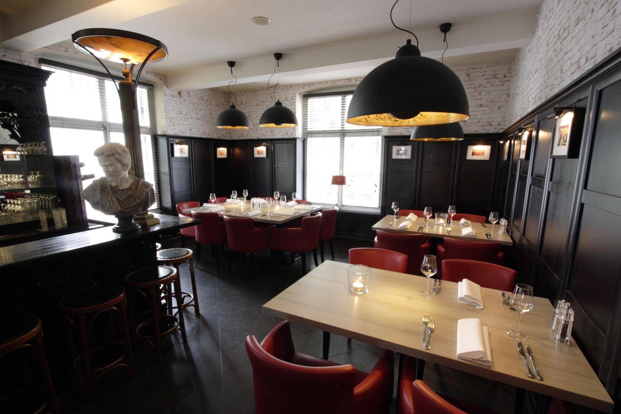 In De Witte Dame Hotel Bar Kitchen Apartments Grubbenvorst エクステリア 写真